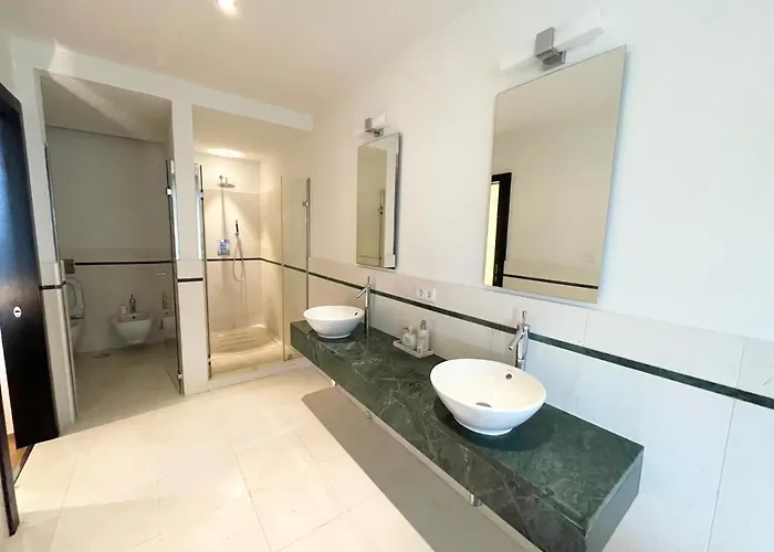 Willa Modern In Gated Complex Sierra Blanca *