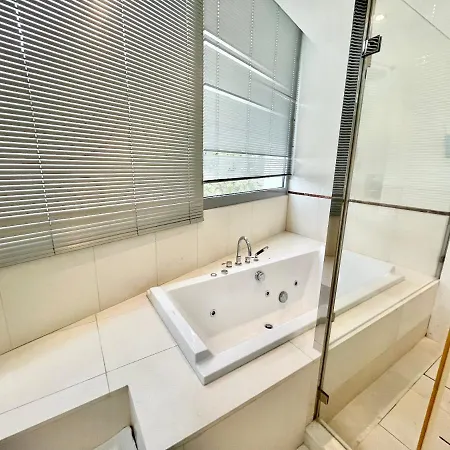 Modern In Gated Complex Sierra Blanca