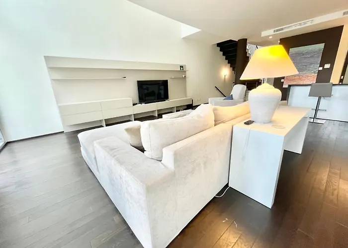 Modern In Gated Complex Sierra Blanca Villa Marbella