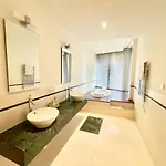 Modern In Gated Complex Sierra Blanca *