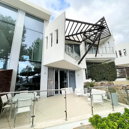 Villa Modern In Gated Complex Sierra Blanca Marbella