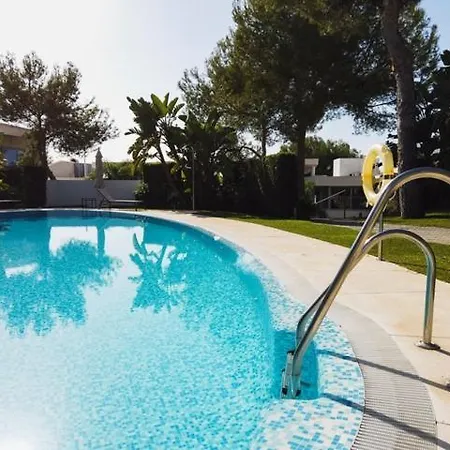Вилла Modern In Gated Complex Sierra Blanca